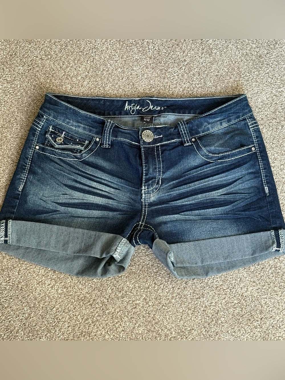 Ariya Dark Indigo Rolled Cuff Denim Shorts Sz 11/12